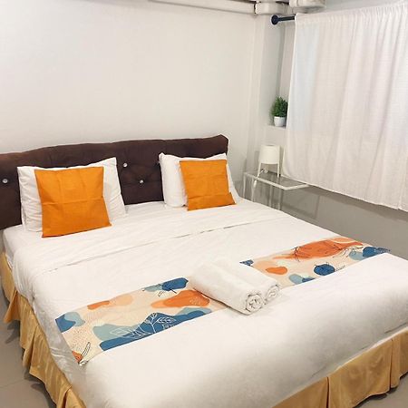 101 Seoul Hostel Bangkok Exterior photo