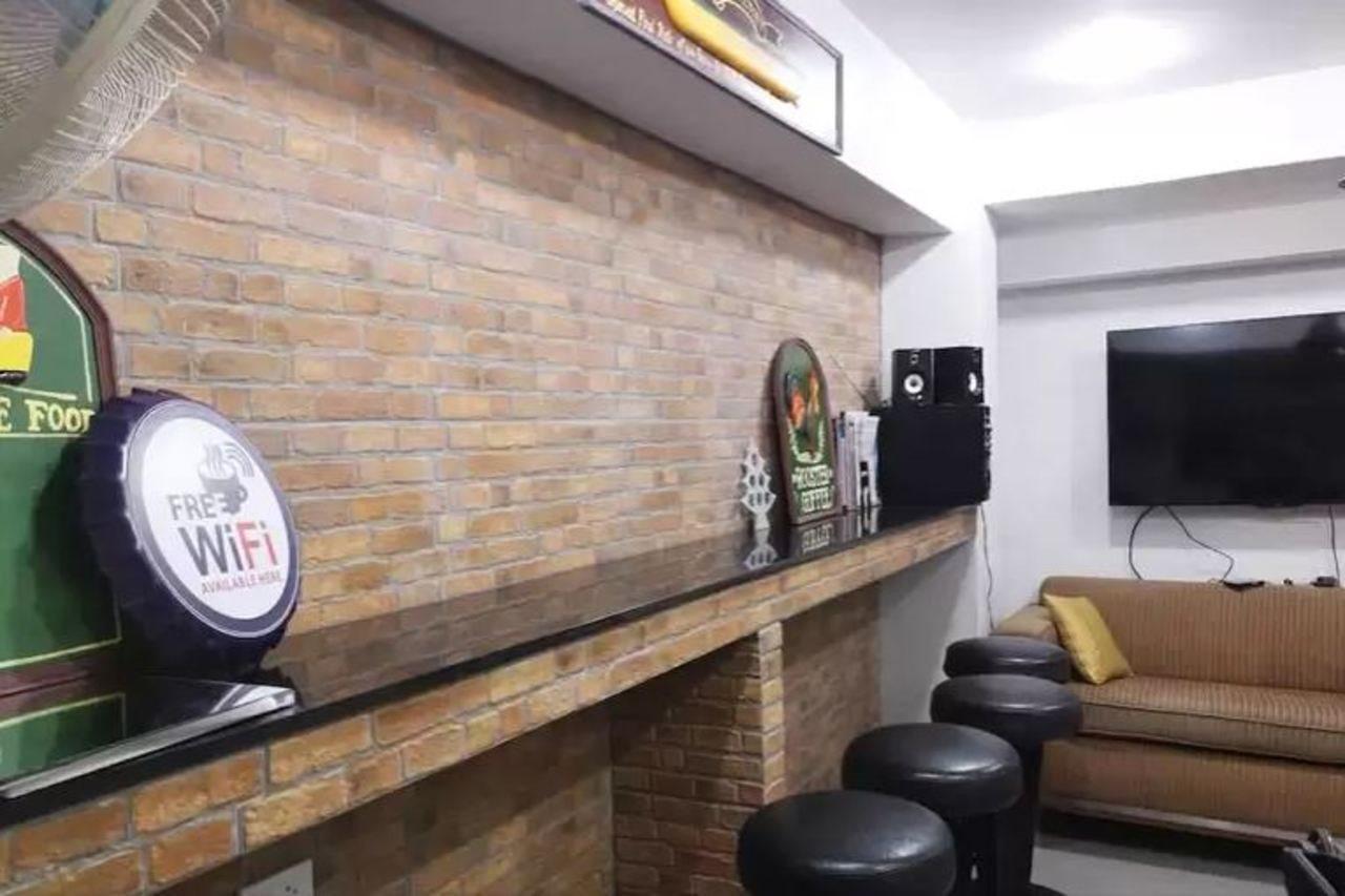 101 Seoul Hostel Bangkok Exterior photo